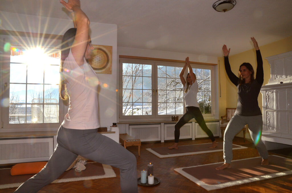 Yoga & Klang geschützter Raum